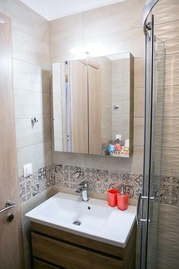 Anna Apartment นิกิติ ภายนอก รูปภาพ