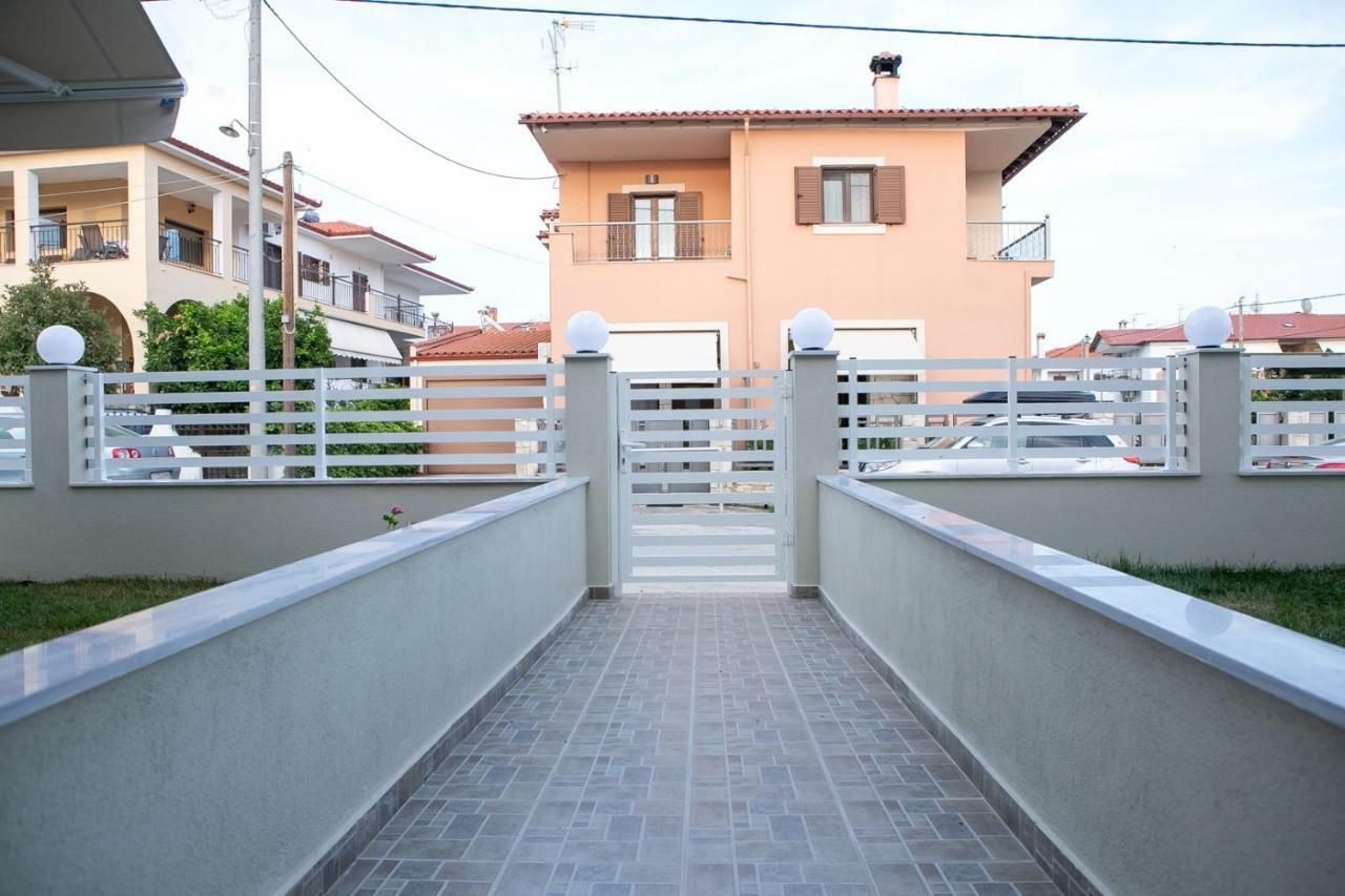 Anna Apartment นิกิติ ภายนอก รูปภาพ