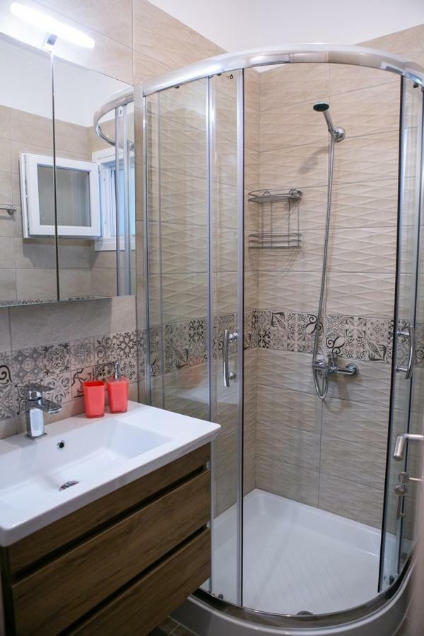 Anna Apartment นิกิติ ภายนอก รูปภาพ